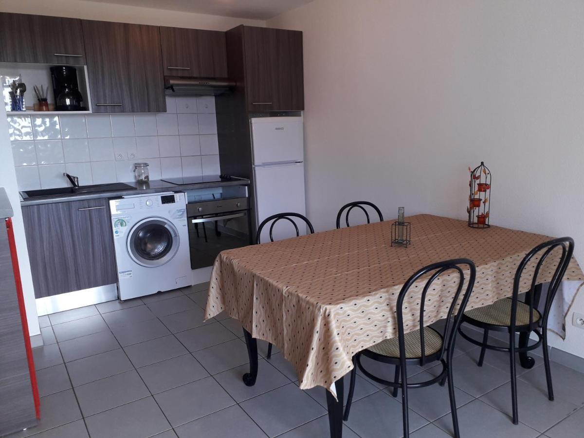 Bel Appartement En Residence Avec Parking Prive Arvert Dış mekan fotoğraf