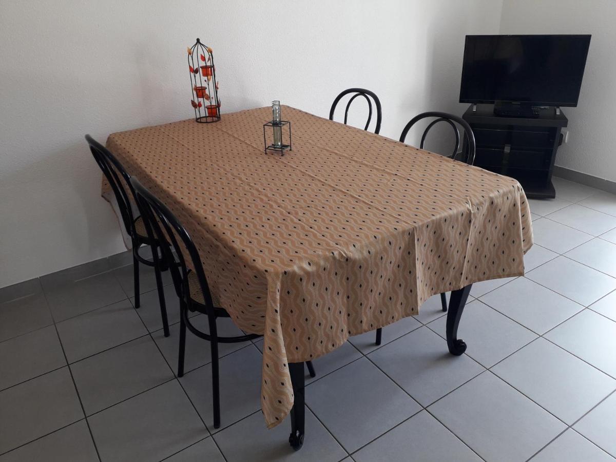 Bel Appartement En Residence Avec Parking Prive Arvert Dış mekan fotoğraf
