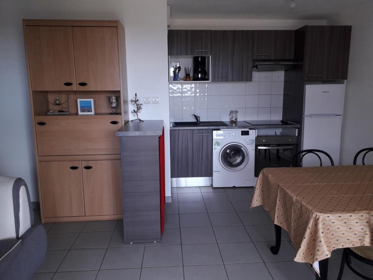 Bel Appartement En Residence Avec Parking Prive Arvert Dış mekan fotoğraf