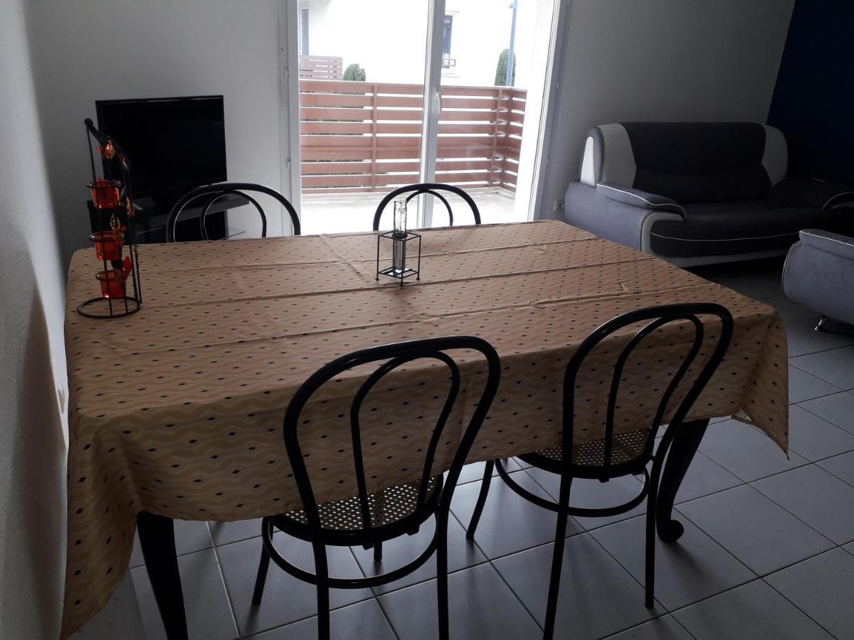 Bel Appartement En Residence Avec Parking Prive Arvert Dış mekan fotoğraf